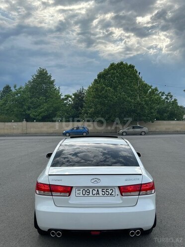 Hyundai Sonata-11