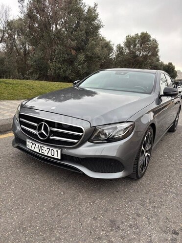 Mercedes E 300-7