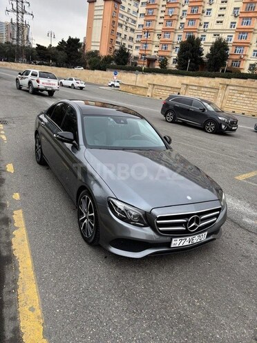 Mercedes E 300-3