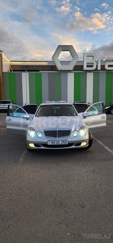 Mercedes E 240-9