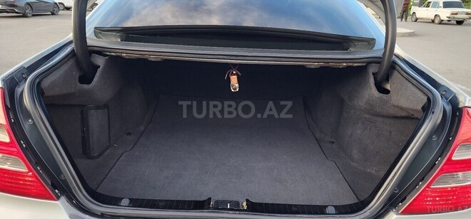 Mercedes E 240-15