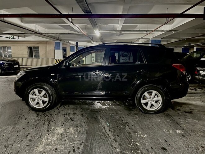 Toyota RAV4-8