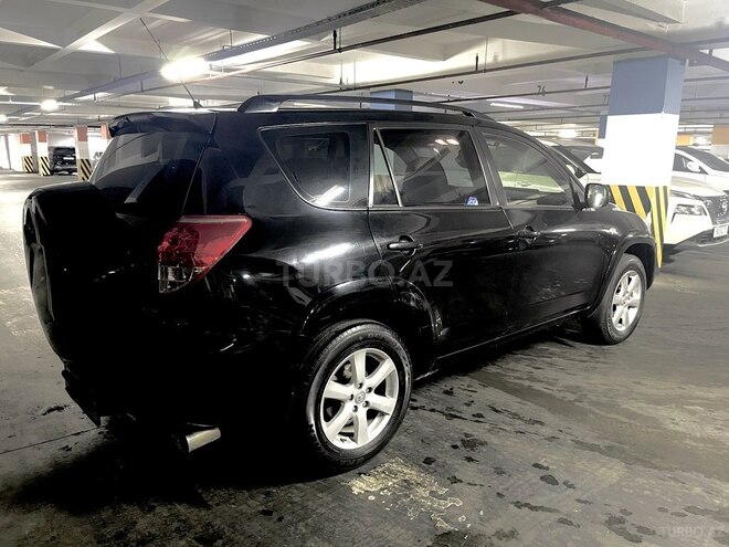 Toyota RAV4-2