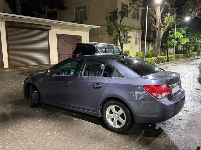 Chevrolet Cruze-8