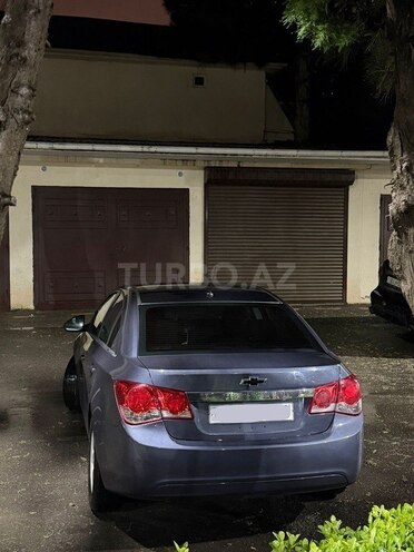Chevrolet Cruze-2