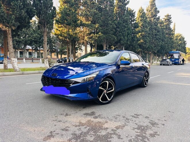 Hyundai Elantra-10