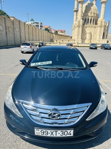 Hyundai Sonata-13