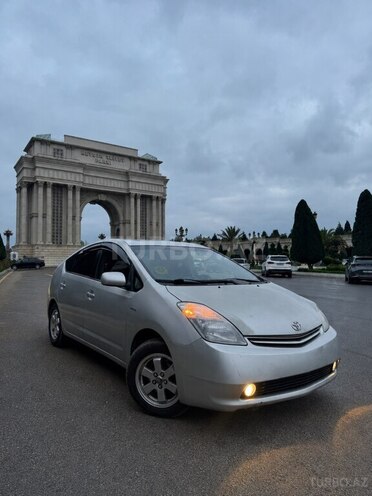 Toyota Prius-1