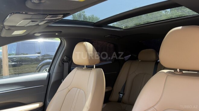 Hyundai Sonata-11