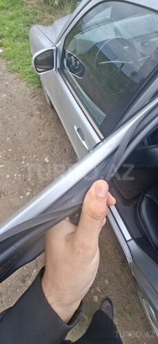 Mercedes E 270-7