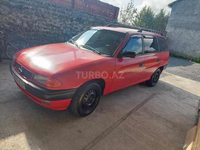 Opel Astra-1