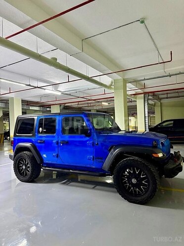 Jeep Wrangler-4