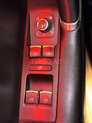 Volkswagen Passat-20