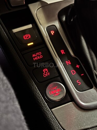 Volkswagen Passat-13