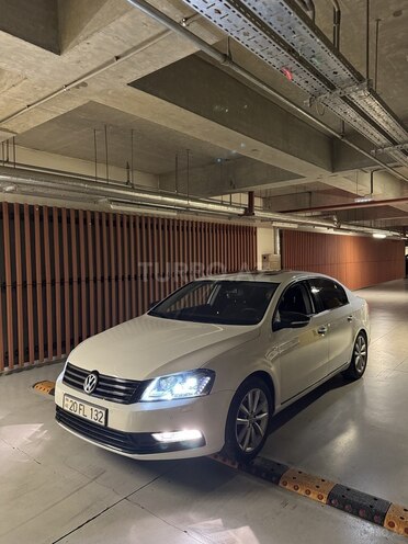 Volkswagen Passat-6