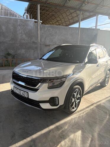 Kia Seltos-8