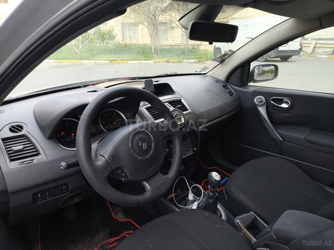 Renault Megane-9