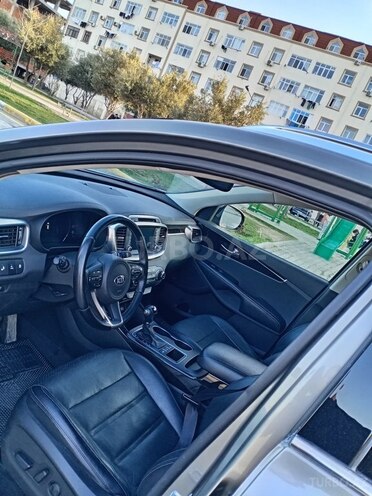 Kia Sorento-5
