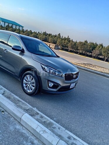 Kia Sorento-2