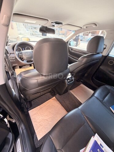 Hyundai Grandeur-15