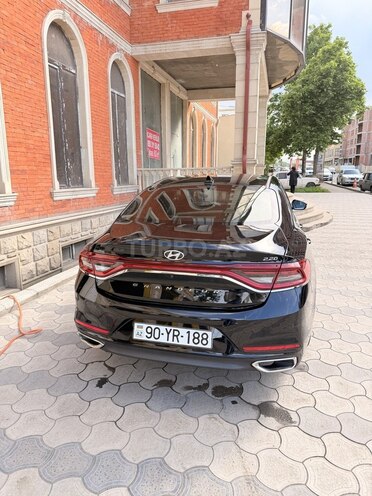 Hyundai Grandeur-7