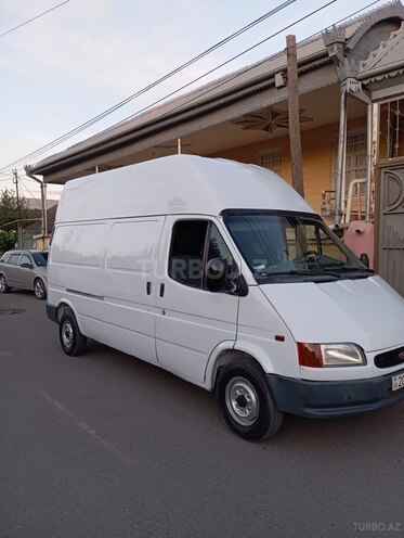 Ford Transit-5