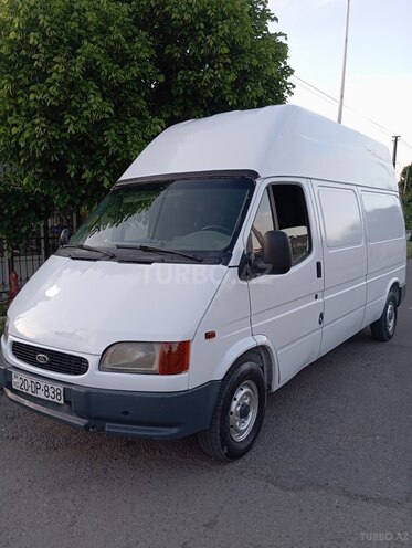 Ford Transit-7