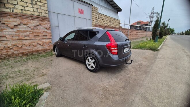 Kia Ceed SW-3