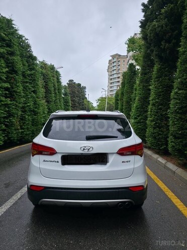 Hyundai Santa Fe-4