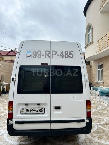 Ford Transit-2