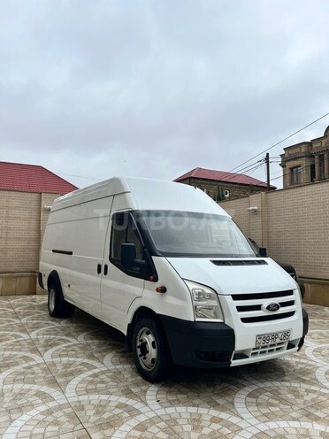 Ford Transit-14