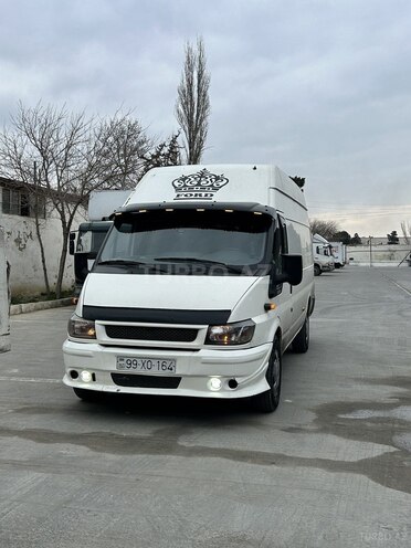 Ford Transit-2