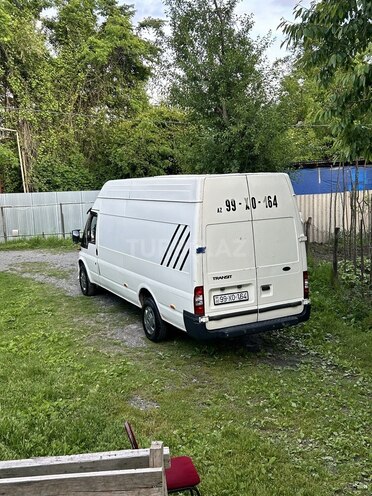 Ford Transit-4