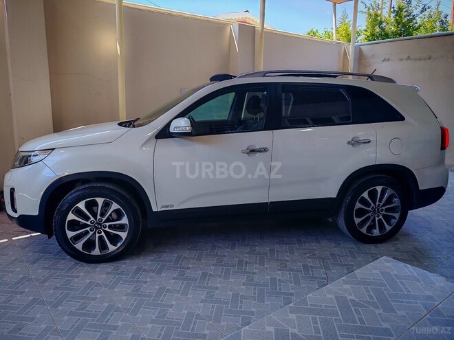 Kia Sorento-2