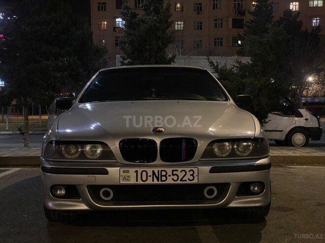 BMW 523-9