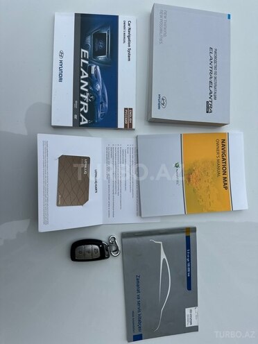 Hyundai Elantra-19