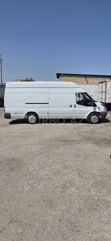 Ford Transit-2