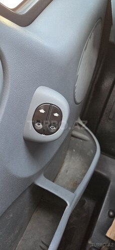 Ford Transit-11