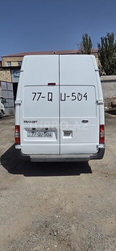 Ford Transit-4