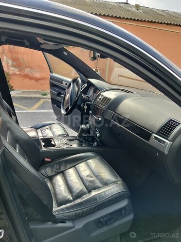 Volkswagen Touareg-3