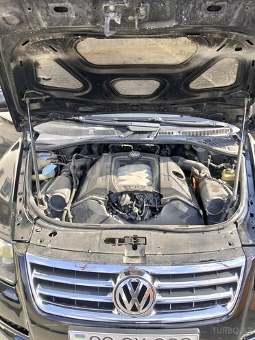 Volkswagen Touareg-6