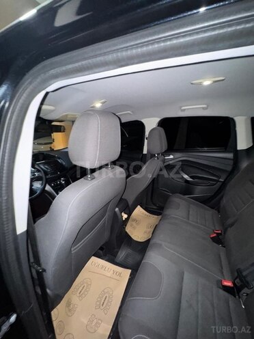Ford Kuga-10