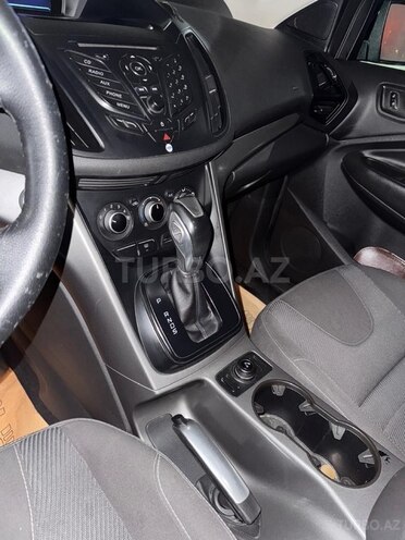 Ford Kuga-11