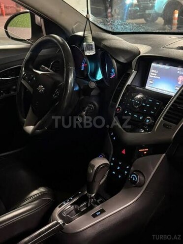 Chevrolet Cruze-5