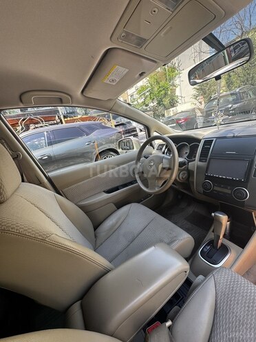 Nissan Tiida-7