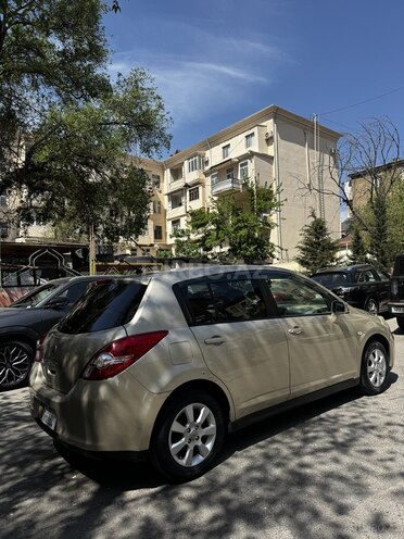 Nissan Tiida-3