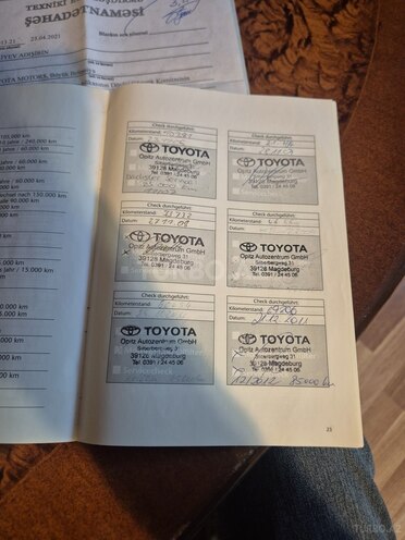 Toyota Corolla-12