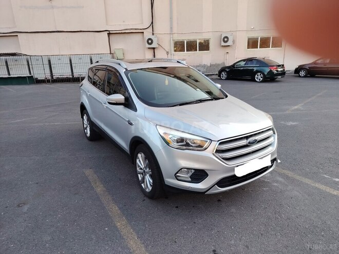 Ford Escape-2
