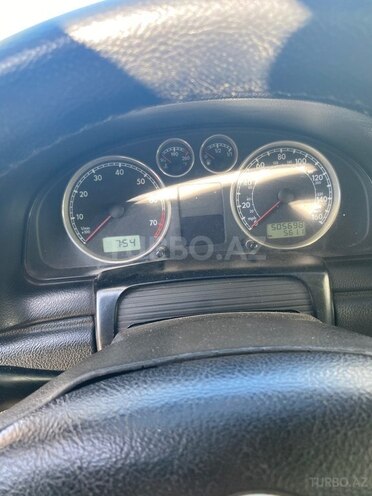 Volkswagen Passat-3