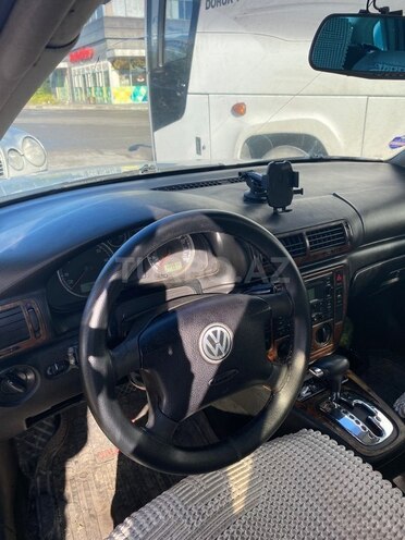 Volkswagen Passat-4